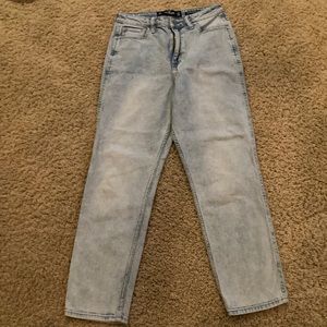 Hollister mom jeans